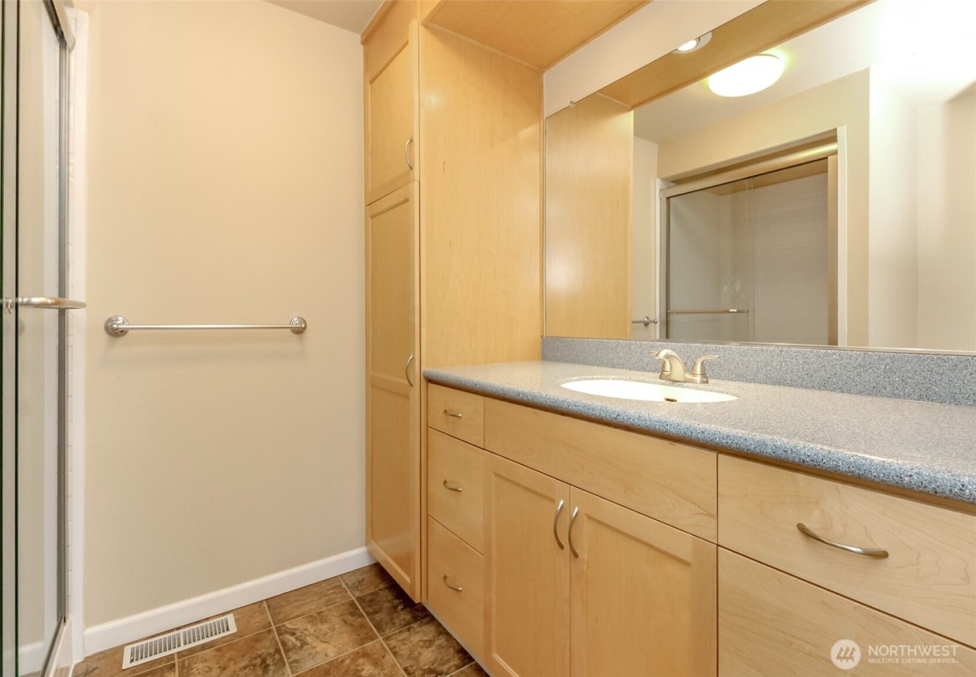 31912 34th Place SW #30, Federal Way, WA 98023