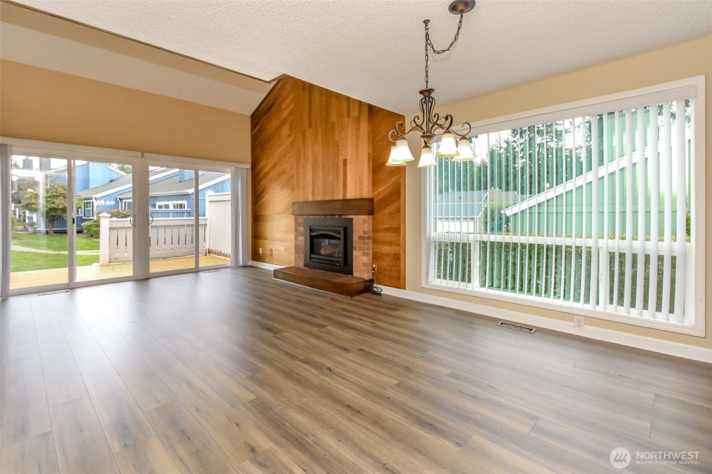 31912 34th Place SW #30, Federal Way, WA 98023