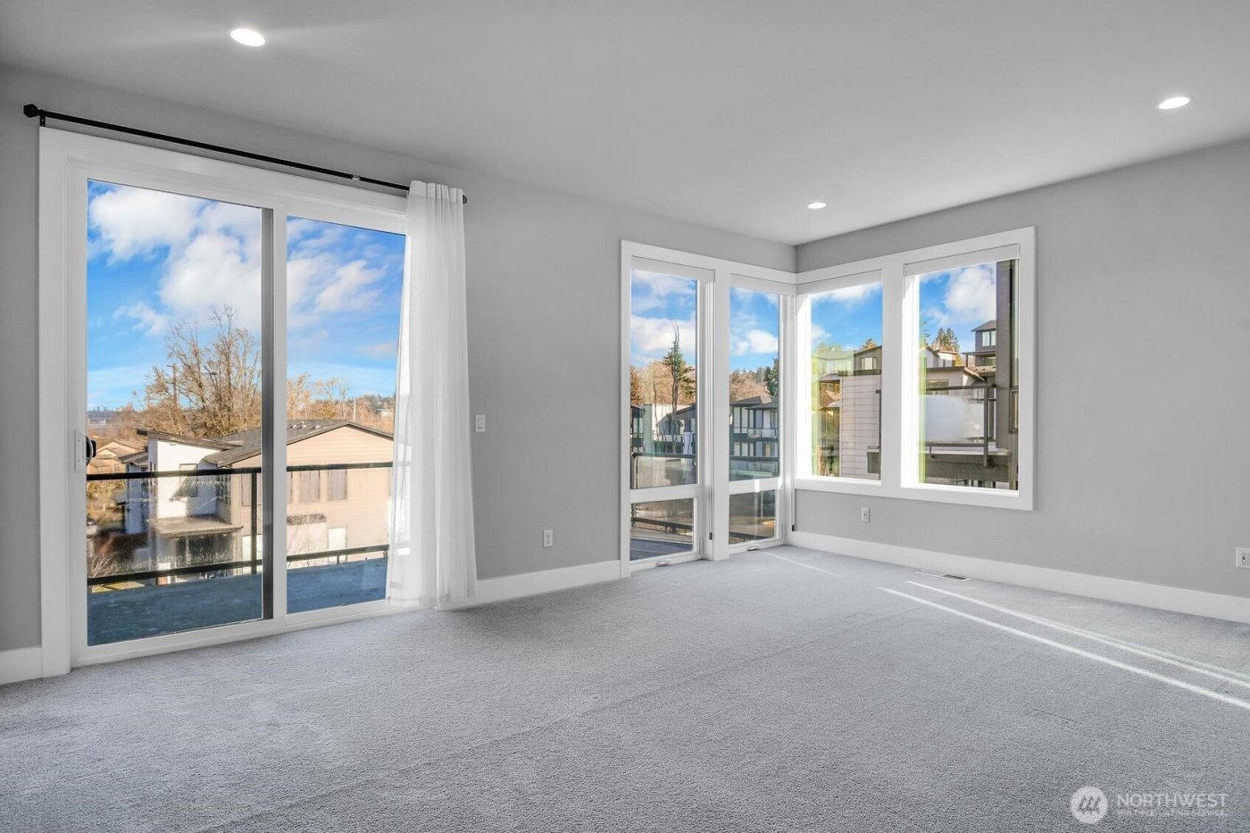 1113 N 39th Court , Renton, WA 98056