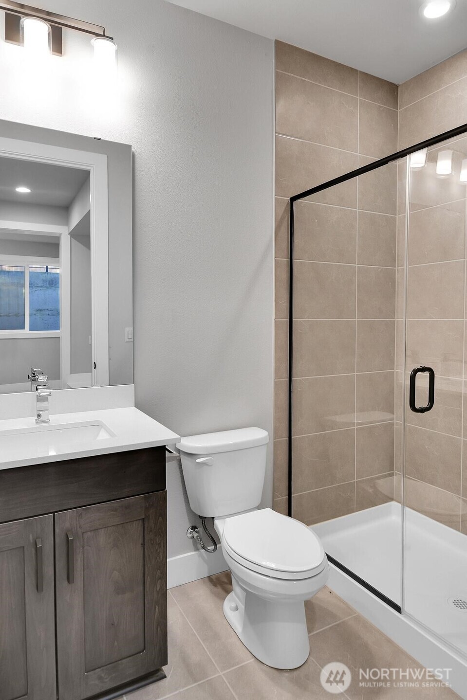 1113 N 39th Court , Renton, WA 98056