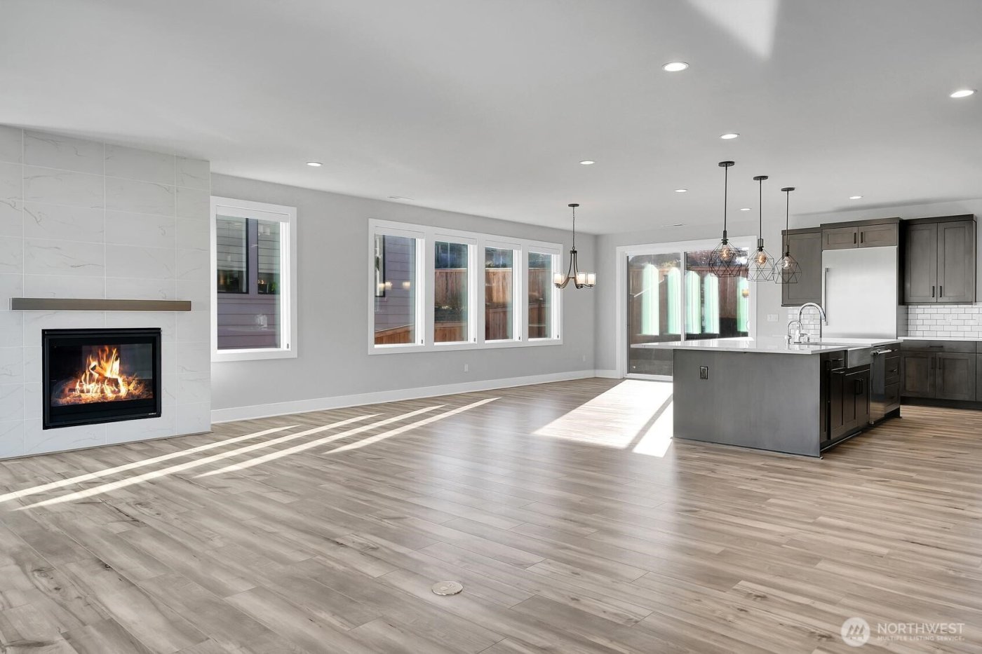 1113 N 39th Court , Renton, WA 98056