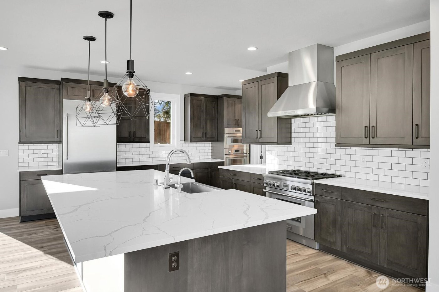 1113 N 39th Court , Renton, WA 98056