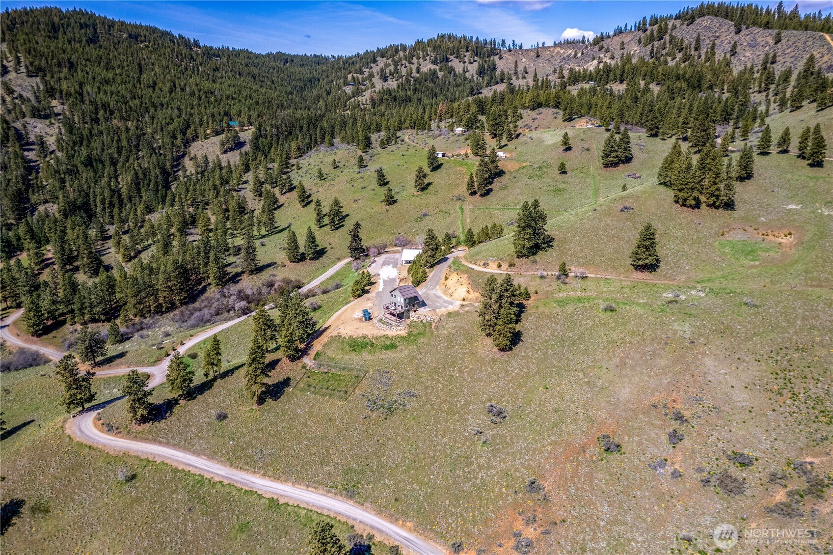 9660 Nahahum Canyon Road , Cashmere, WA 98815