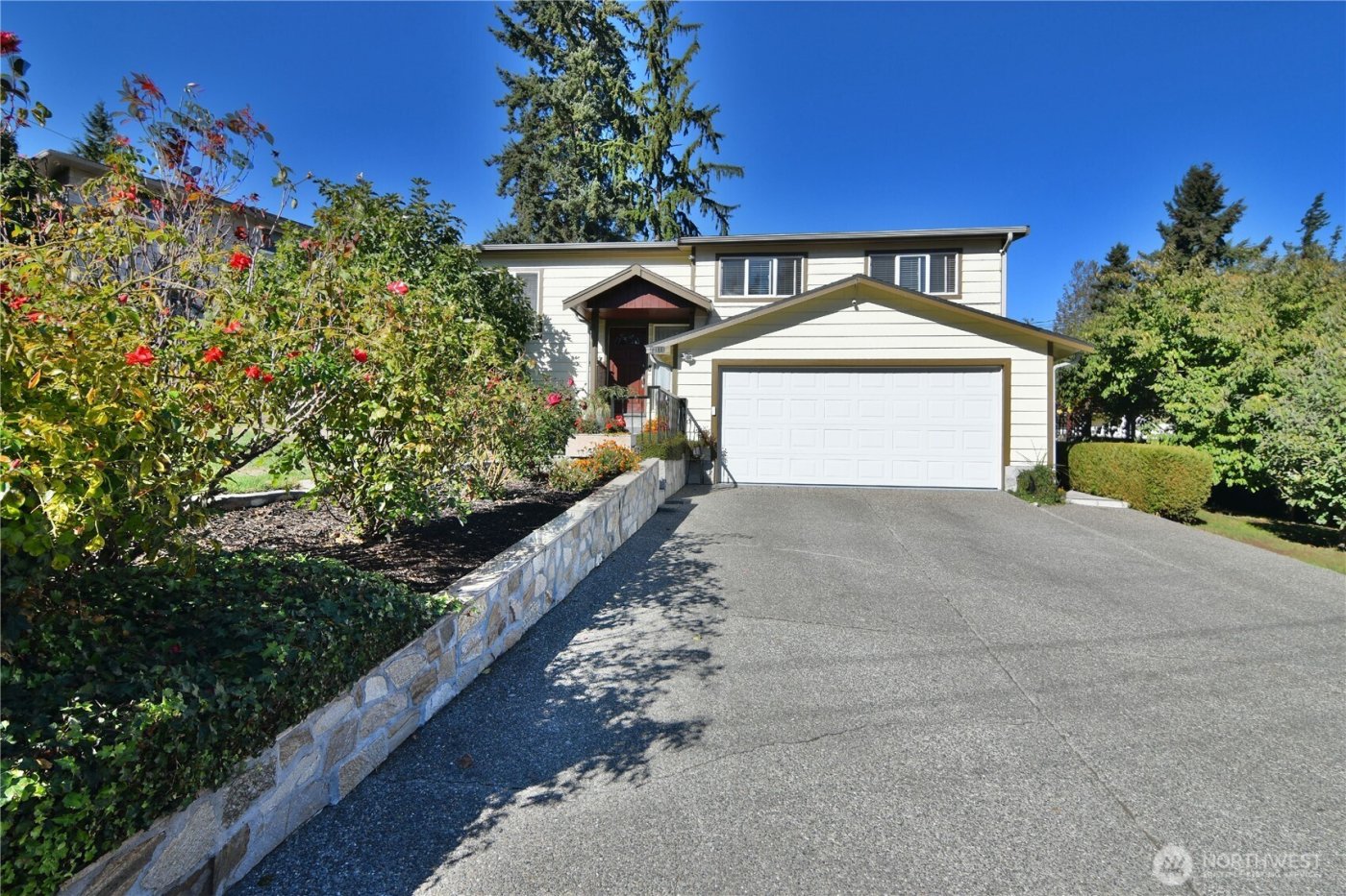 23116 80th Place W, Edmonds, WA 98026