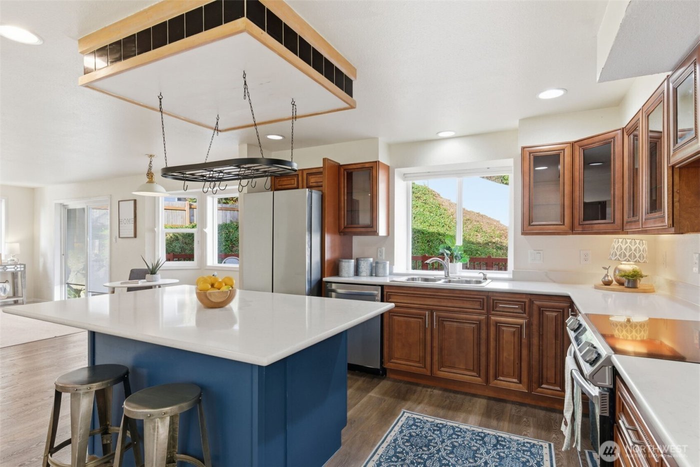 3571 41st Street NE, Tacoma, WA 98422