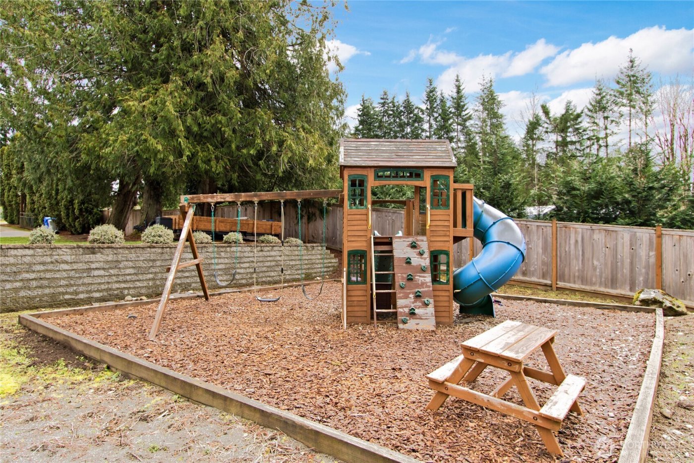 21635 260th Avenue SE, Maple Valley, WA 98038