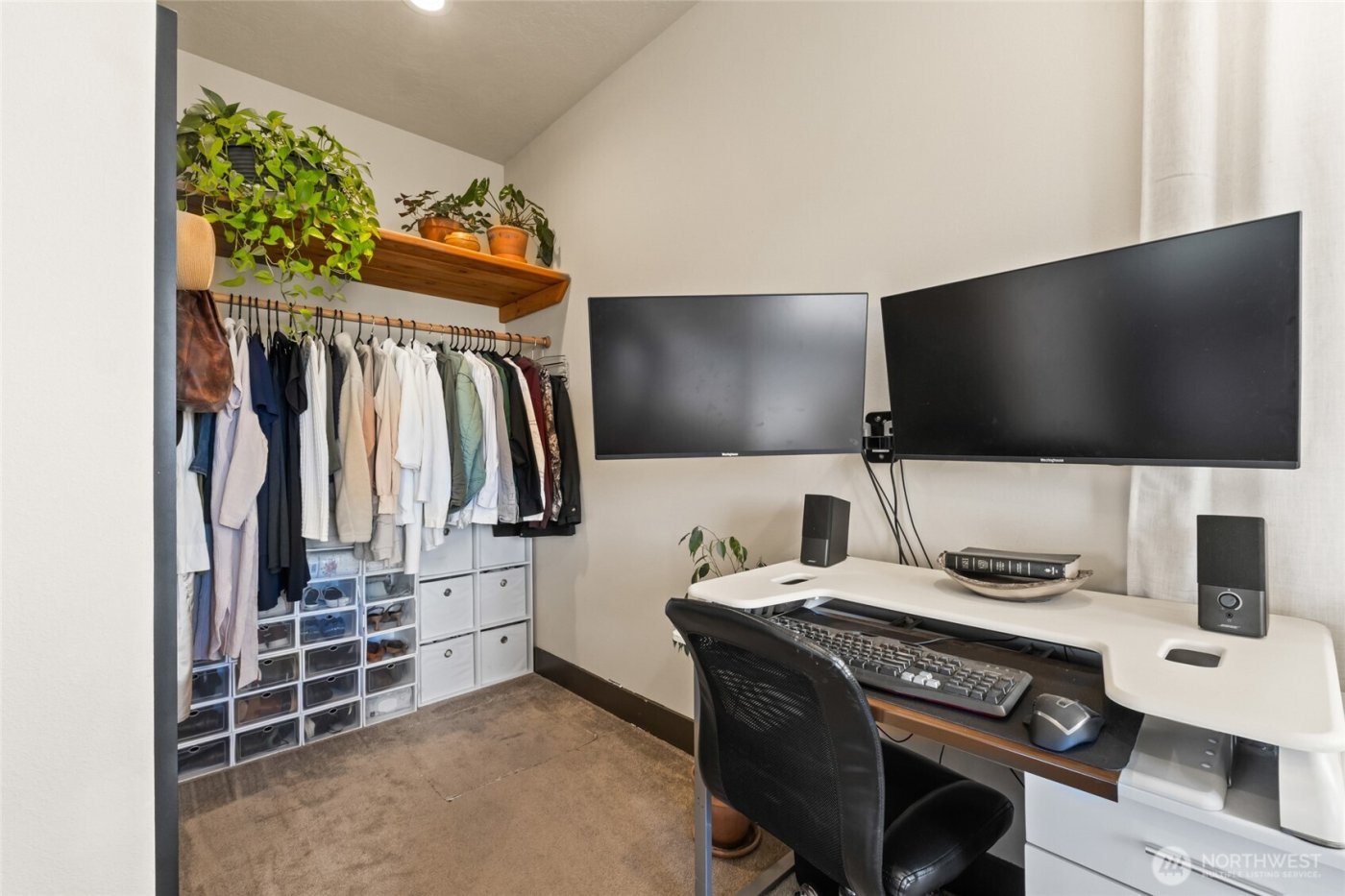 38220 Fitness Lane E, Davenport, WA 99122