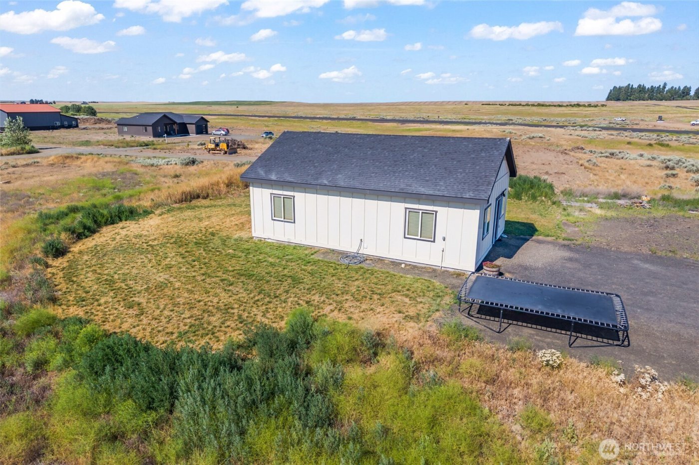 38220 Fitness Lane E, Davenport, WA 99122