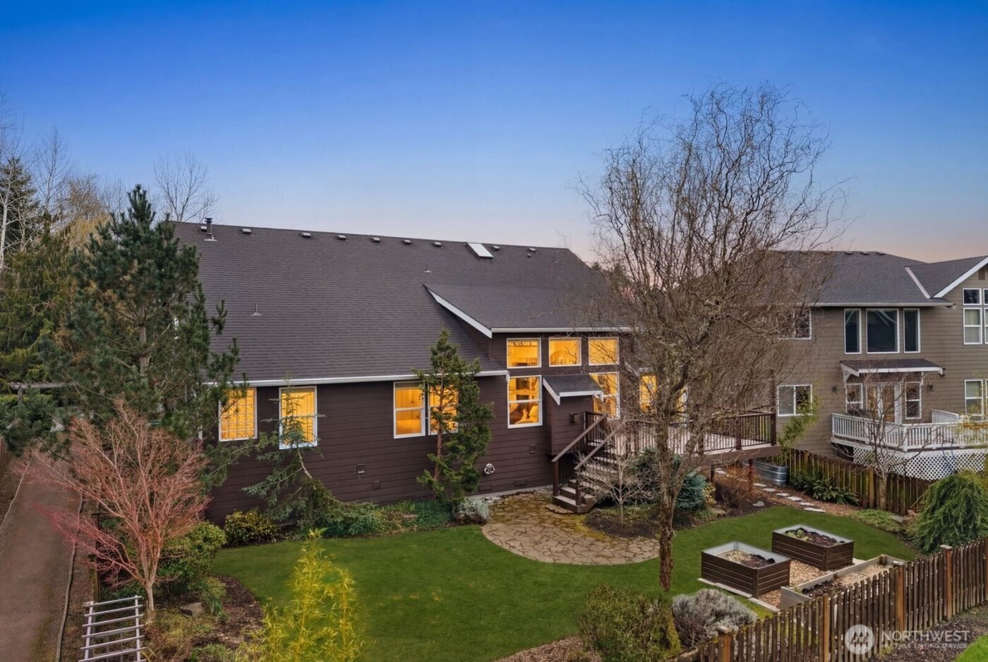 15223 273rd Drive NE, Duvall, WA 98019-8216