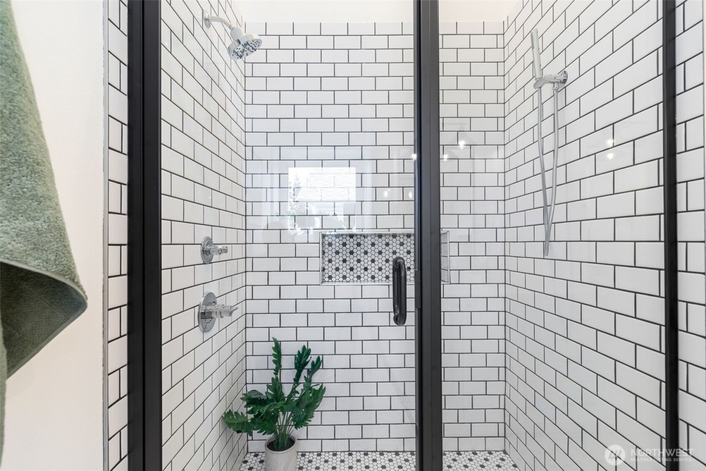 1556 S Pearl Street #B, Seattle, WA 98108