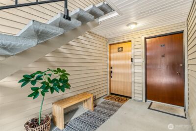 10203 47th Avenue SW #D2, Seattle, WA 98146 - Photo 31