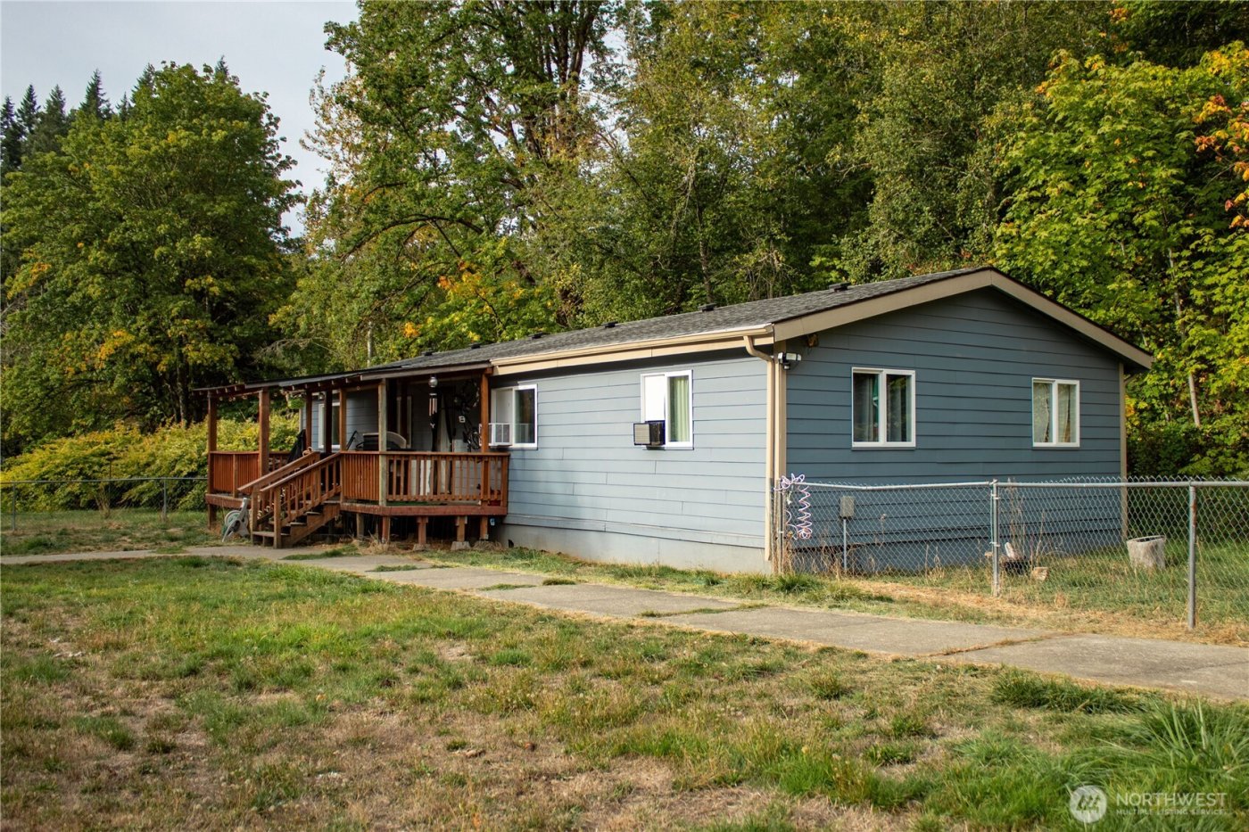 197 State Route 505 , Winlock, WA 98596