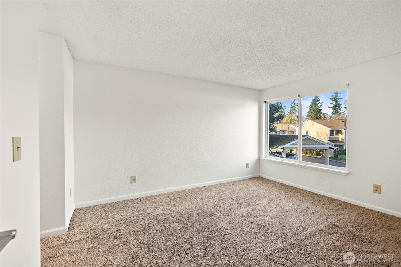 1215 S 237th Lane #1308, Des Moines, WA 98198