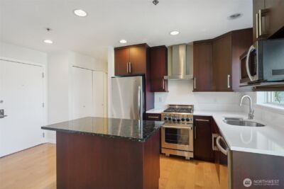 701 Galer Street #504, Seattle, WA 98109 - Photo 11