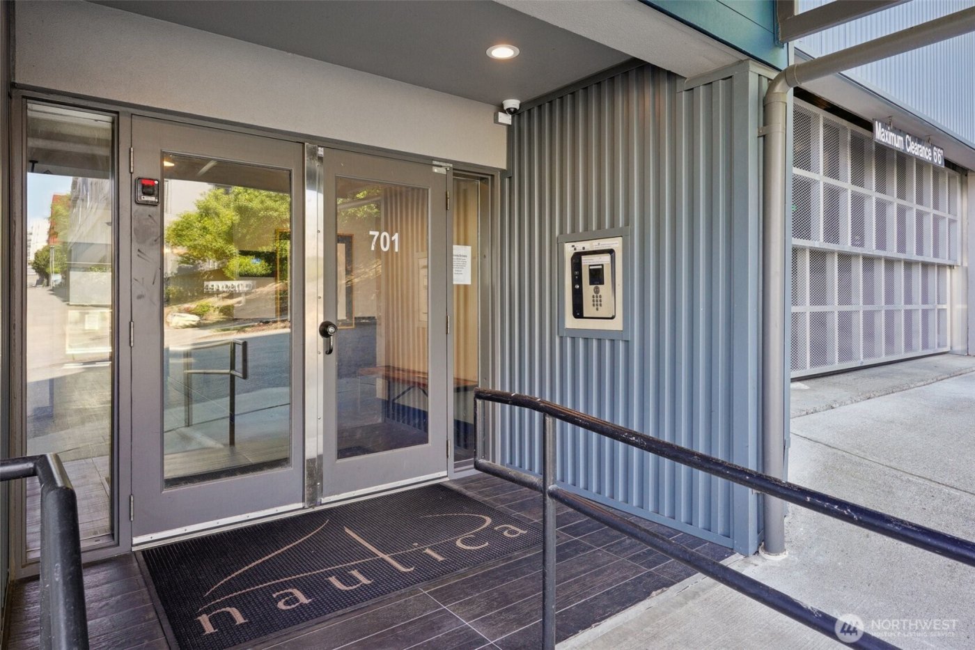 701 Galer Street #504, Seattle, WA 98109