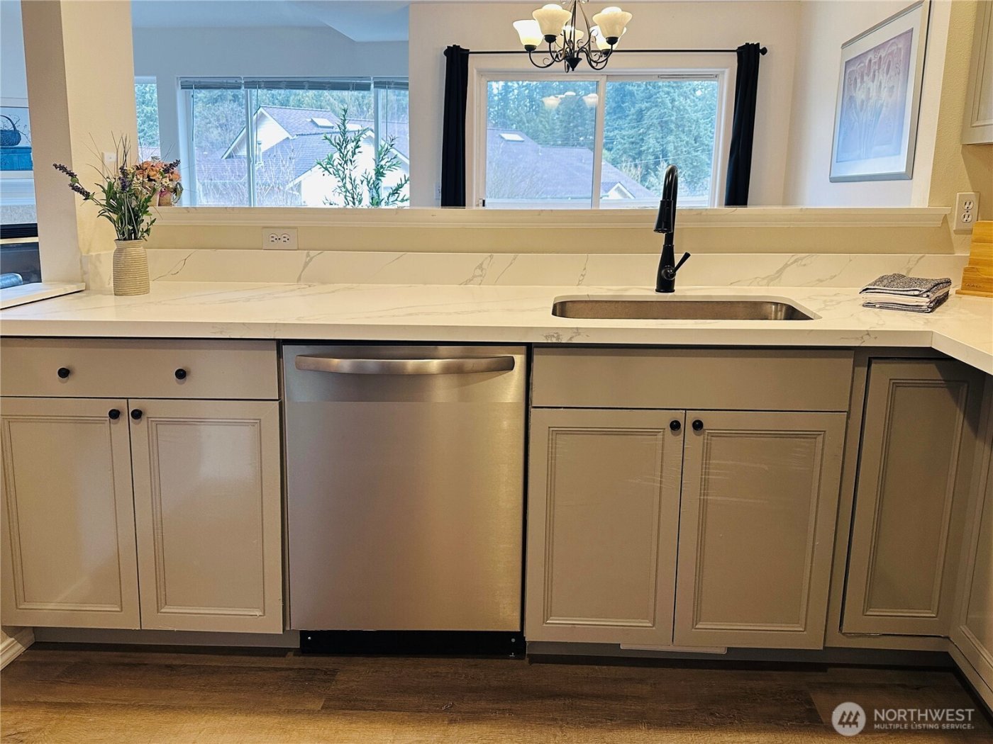 8828 238th St SW #D1, Edmonds, WA 98026