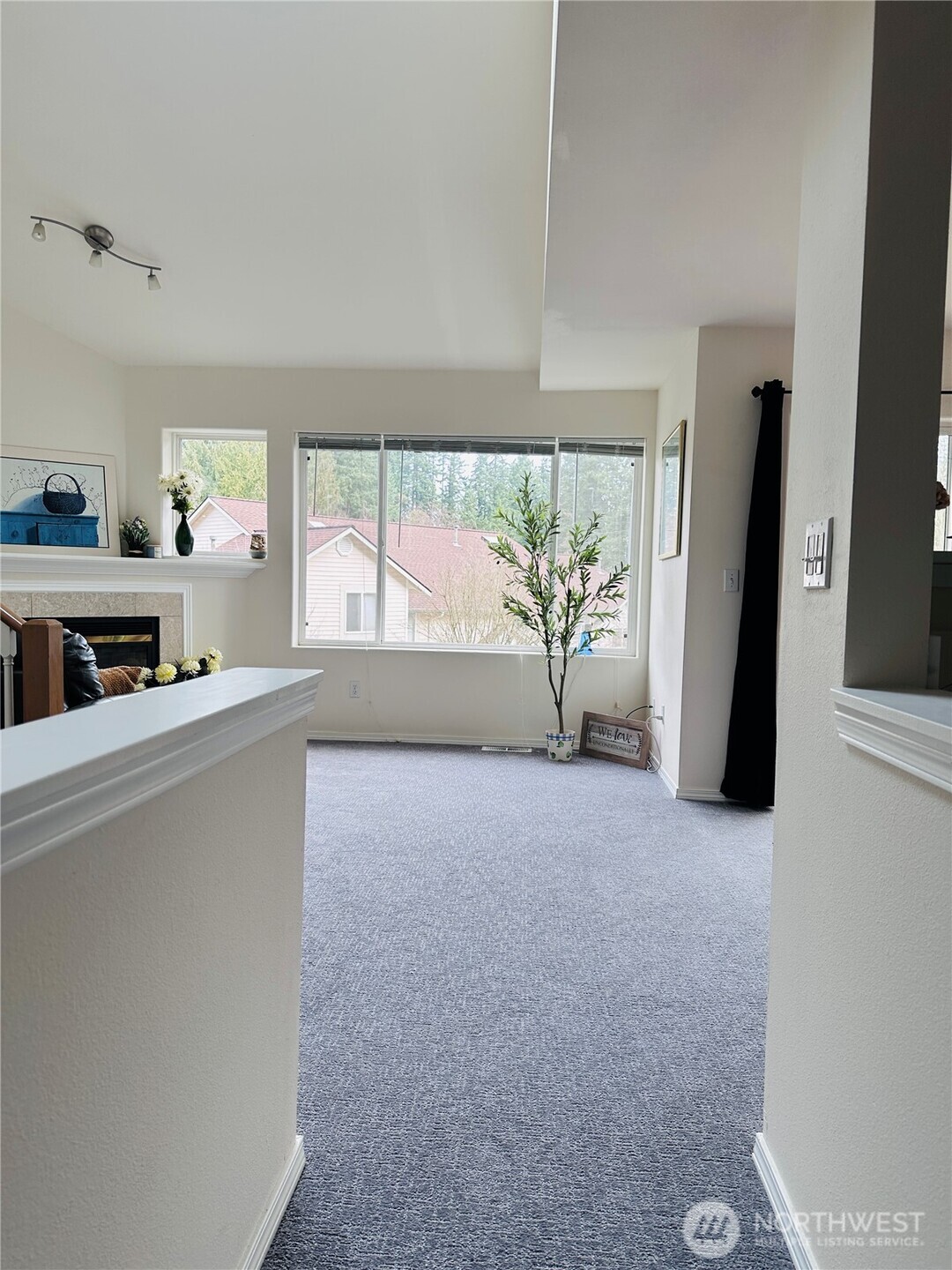 8828 238th St SW #D1, Edmonds, WA 98026