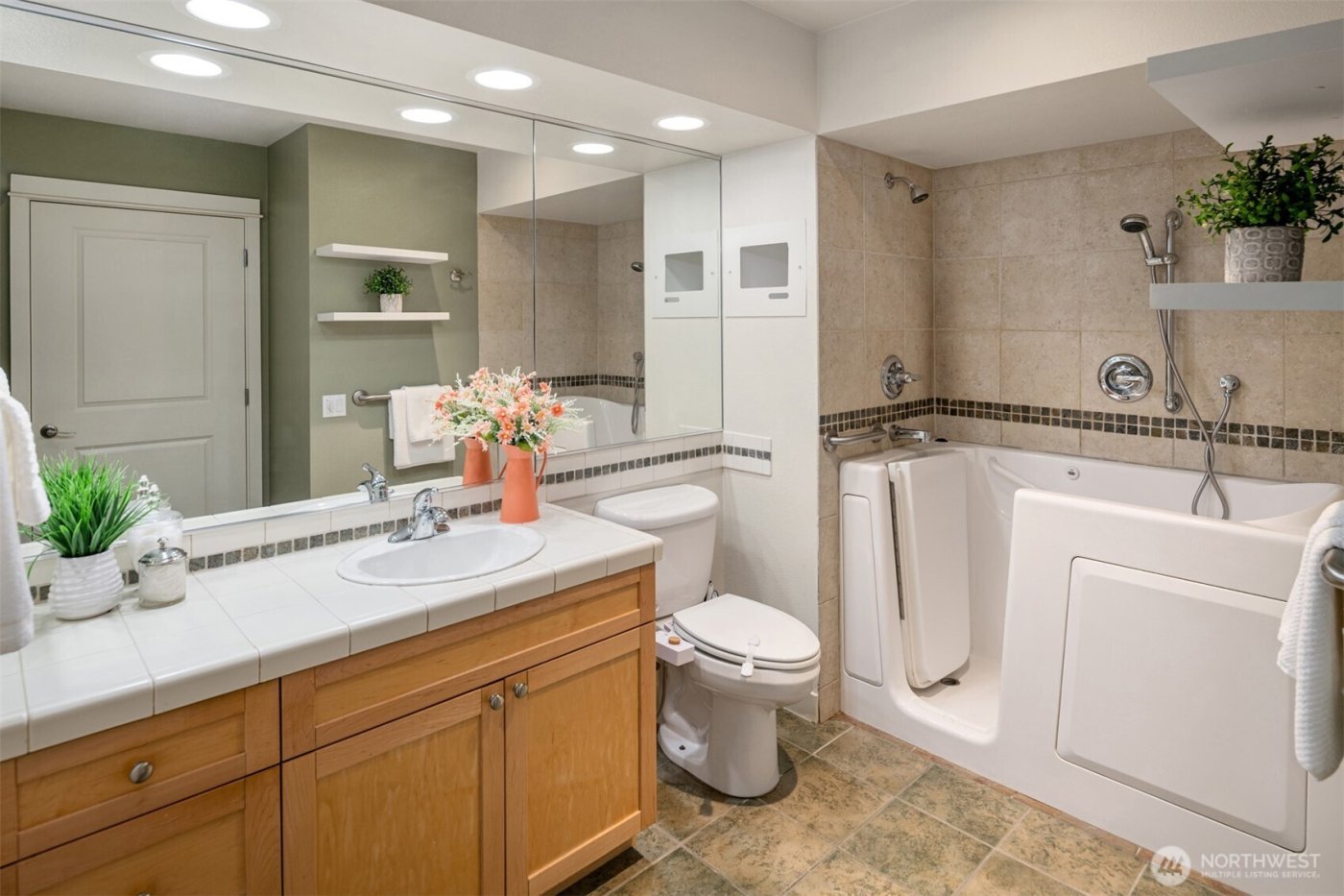 1545 NW 57th Street #502, Seattle, WA 98107