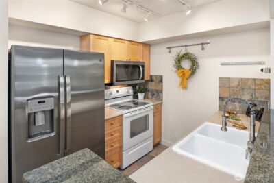 1545 NW 57th Street #502, Seattle, WA 98107 - Photo 10