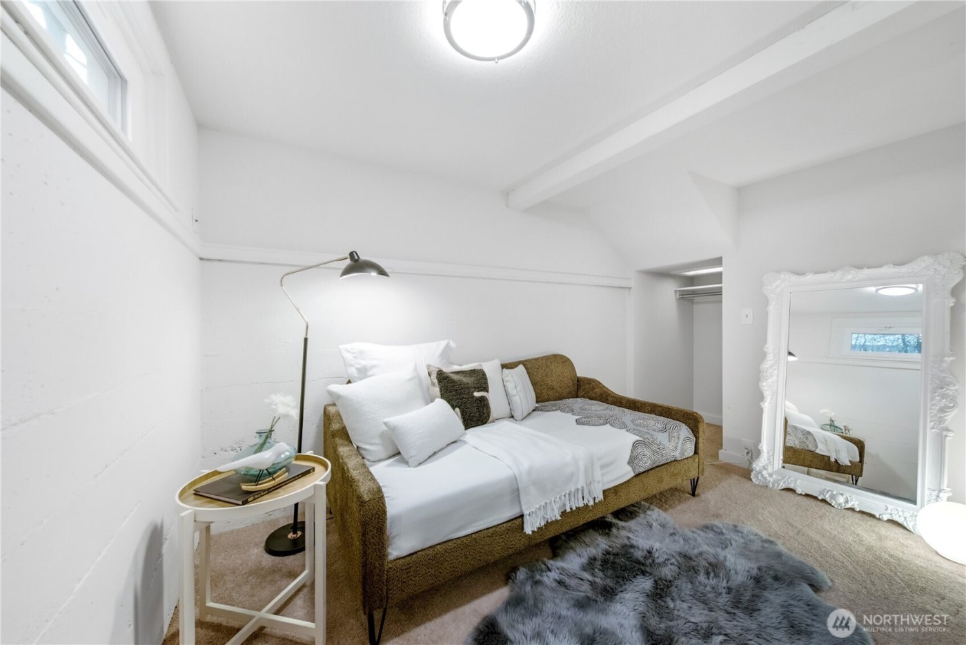 3815 Sunnyside Avenue N, Seattle, WA 98103