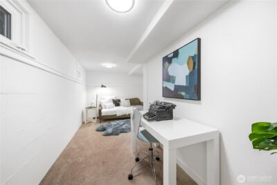 3815 Sunnyside Avenue N, Seattle, WA 98103 - Photo 23