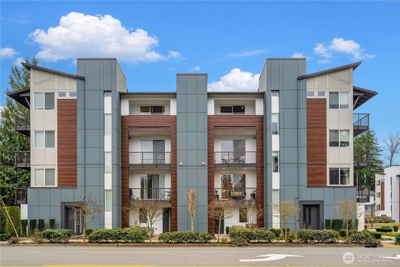 23121 NE 8th Street #A4, Sammamish, WA 98074-7229