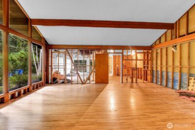 10815 Algonquin Road , Woodway, WA 98020 - Photo 4