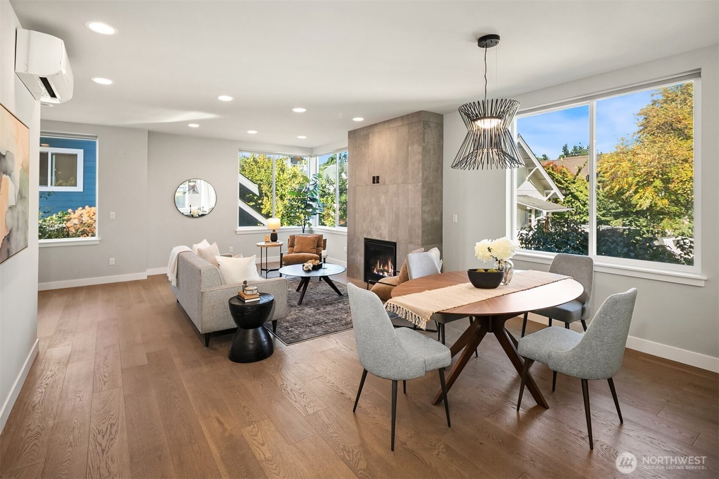 8326 14th Avenue NW, Seattle, WA 98117