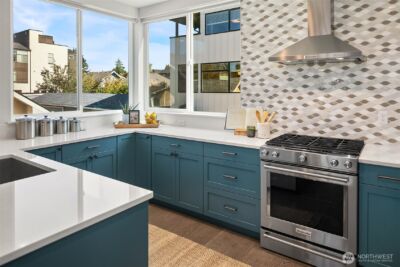 8326 14th Avenue NW, Seattle, WA 98117 - Photo 17