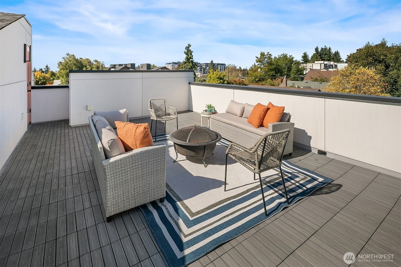 8326 14th Avenue NW, Seattle, WA 98117