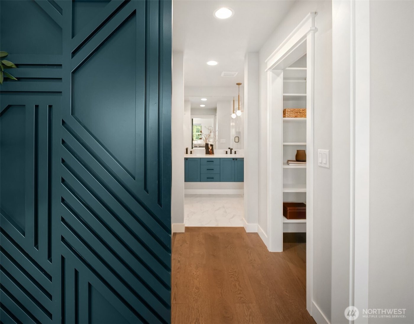 8326 14th Avenue NW, Seattle, WA 98117