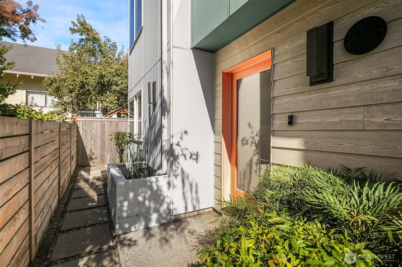 8326 14th Avenue NW, Seattle, WA 98117