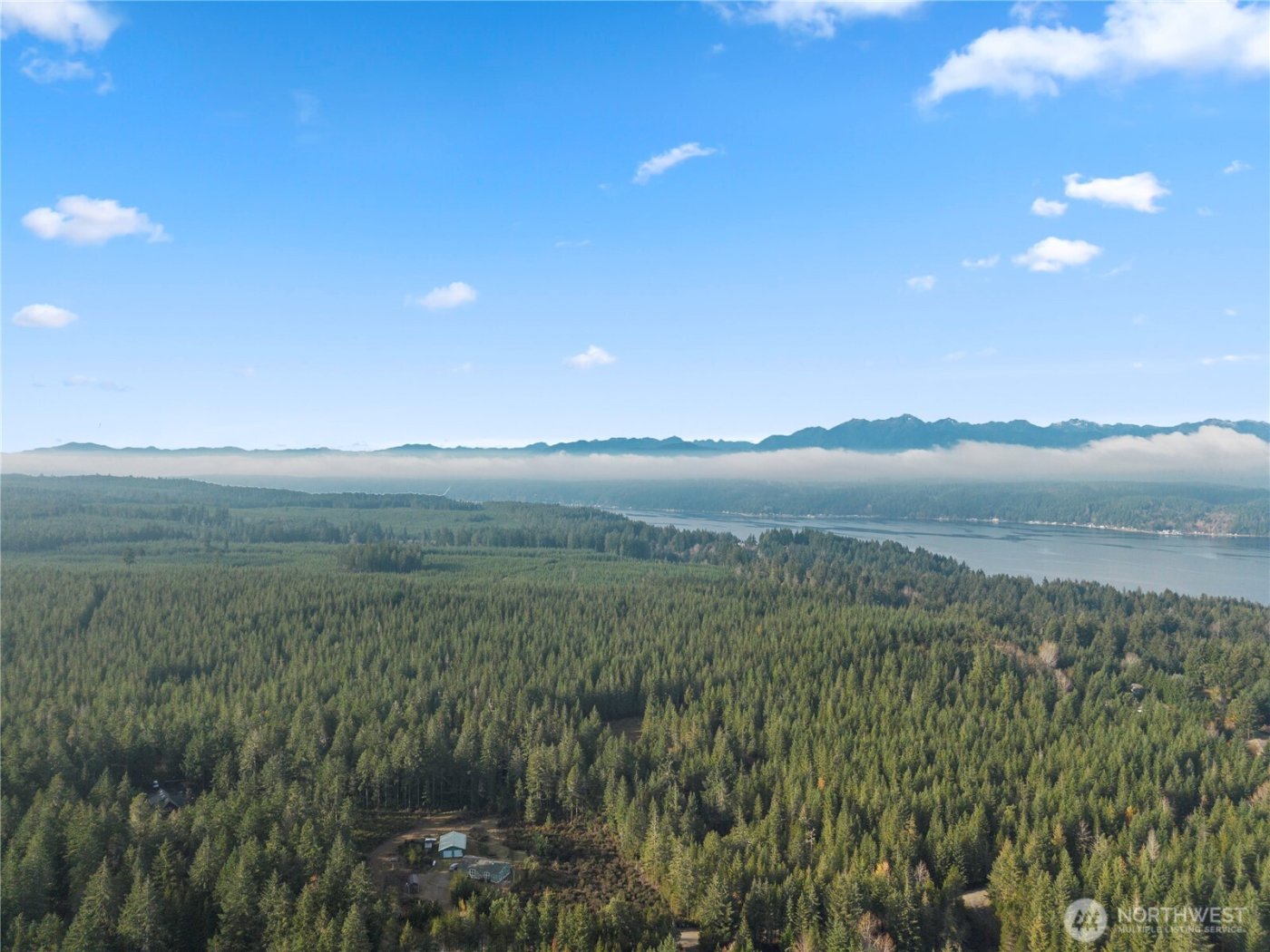 151 E Kingsley Place , Belfair, WA 98528