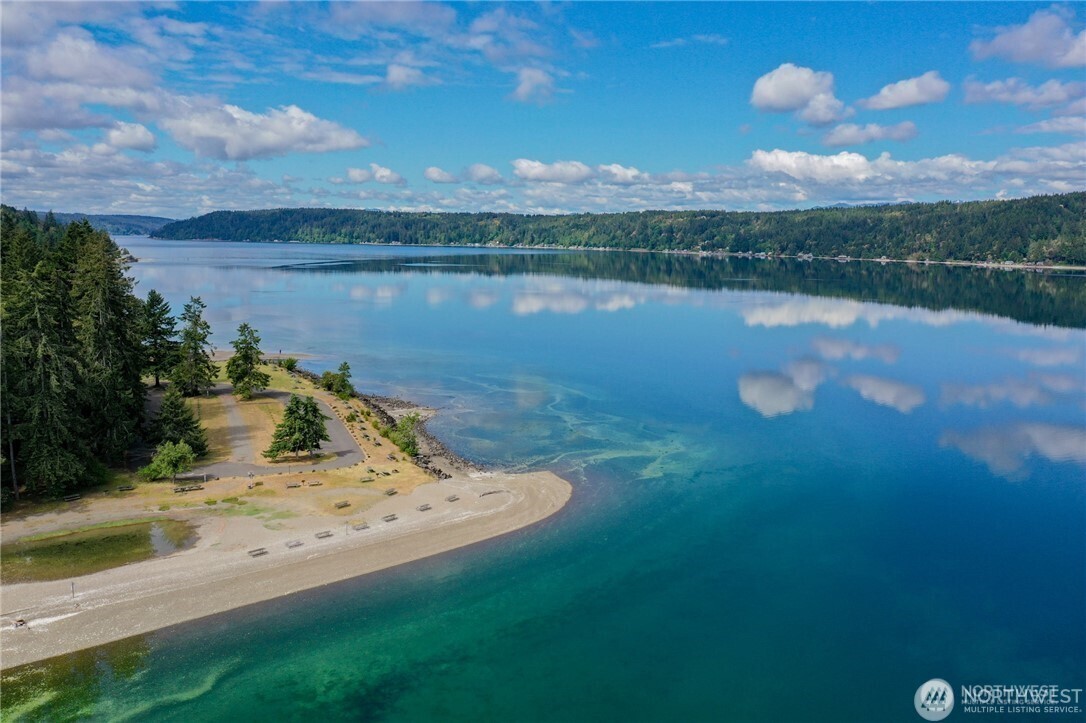 151 E Kingsley Place , Belfair, WA 98528