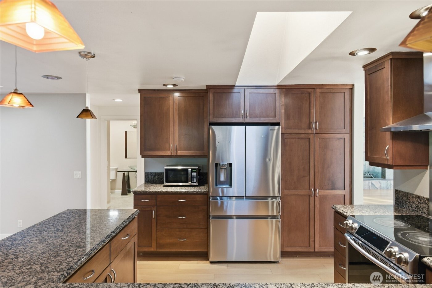 6006 105th Ave NE, Kirkland, WA 98033