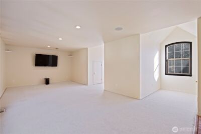 3123 240th Avenue NE, Sammamish, WA 98074 - Photo 9