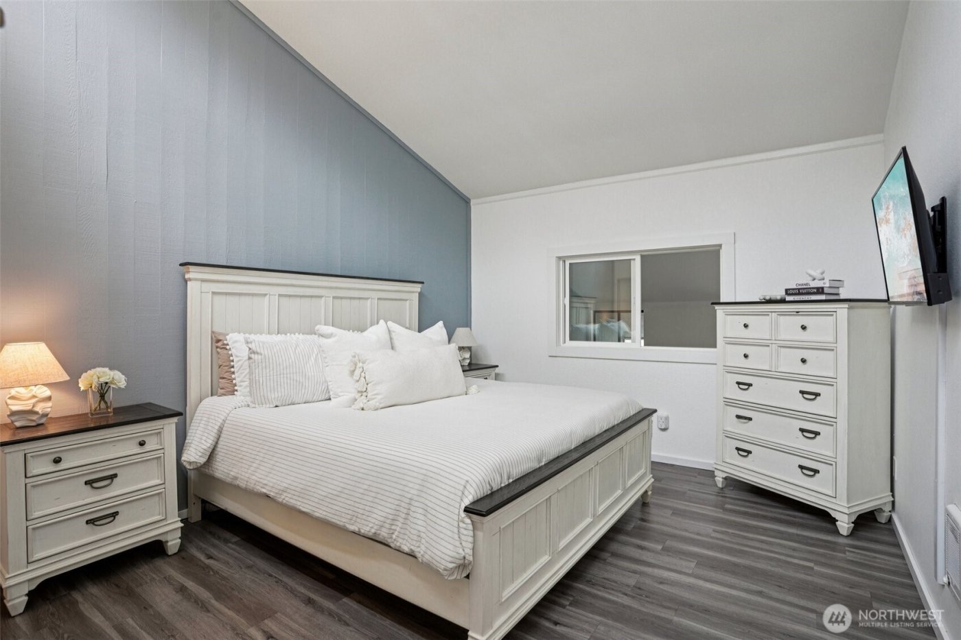 6668 137th Place NE #493, Redmond, WA 98052