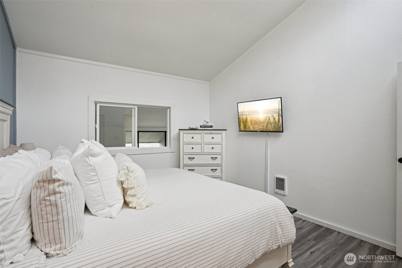 6668 137th Place NE #493, Redmond, WA 98052