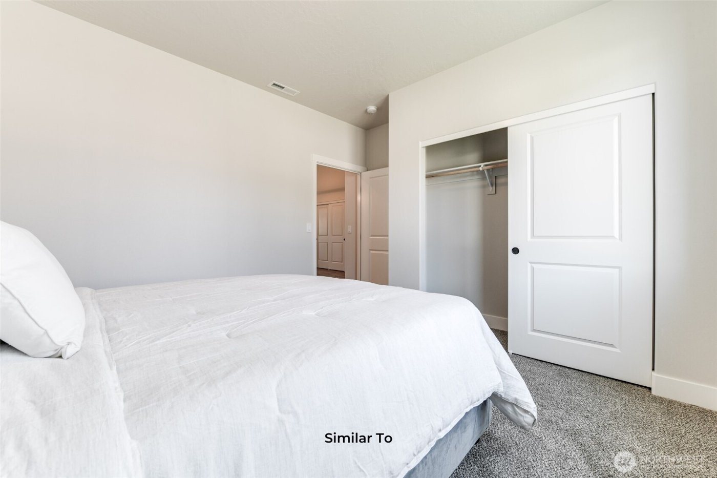 523 N Lessor Loop , Moses Lake, WA 98837