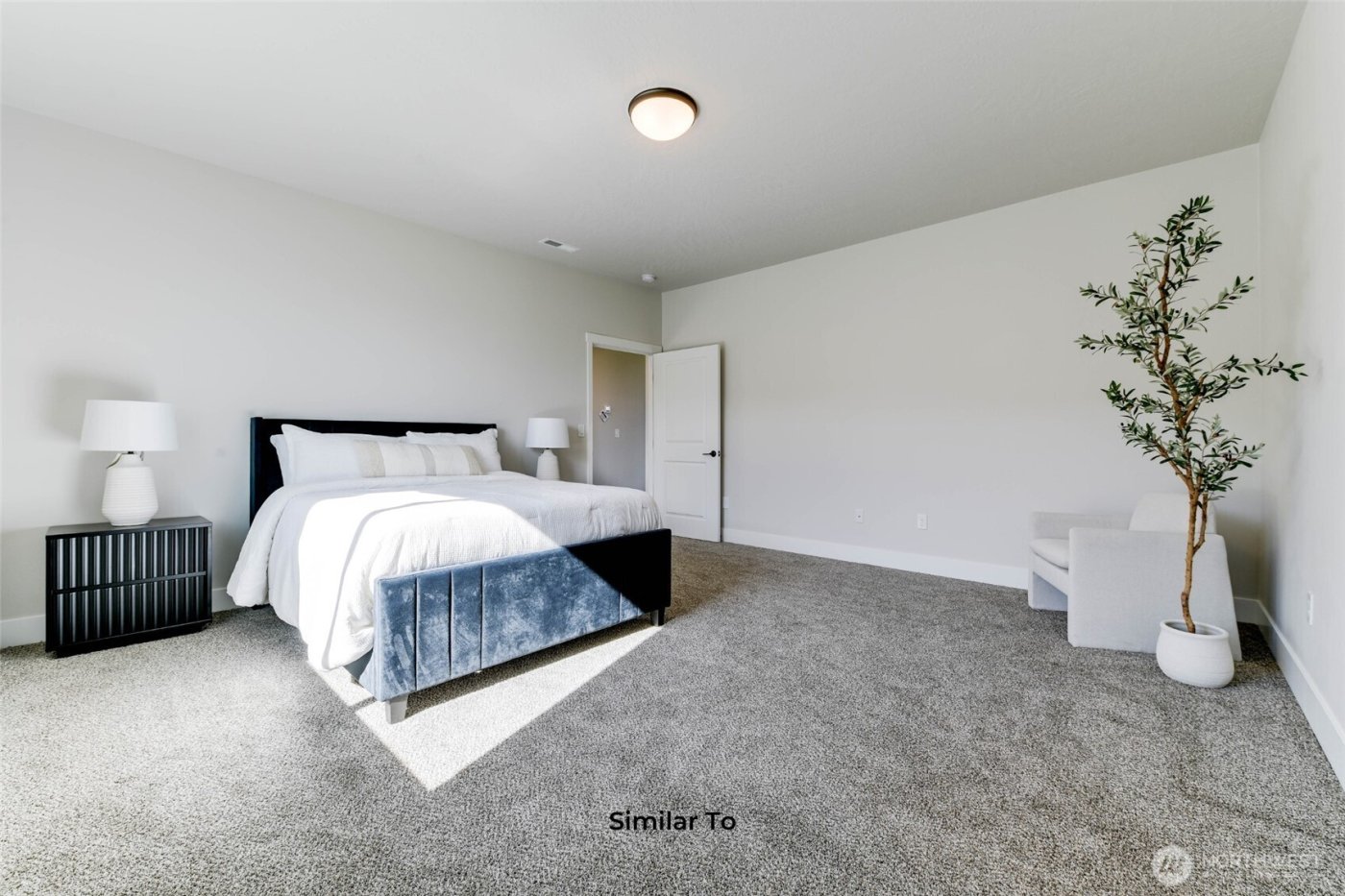 523 N Lessor Loop , Moses Lake, WA 98837