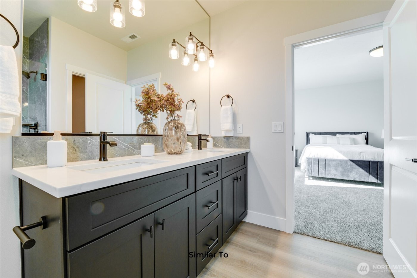 523 N Lessor Loop , Moses Lake, WA 98837