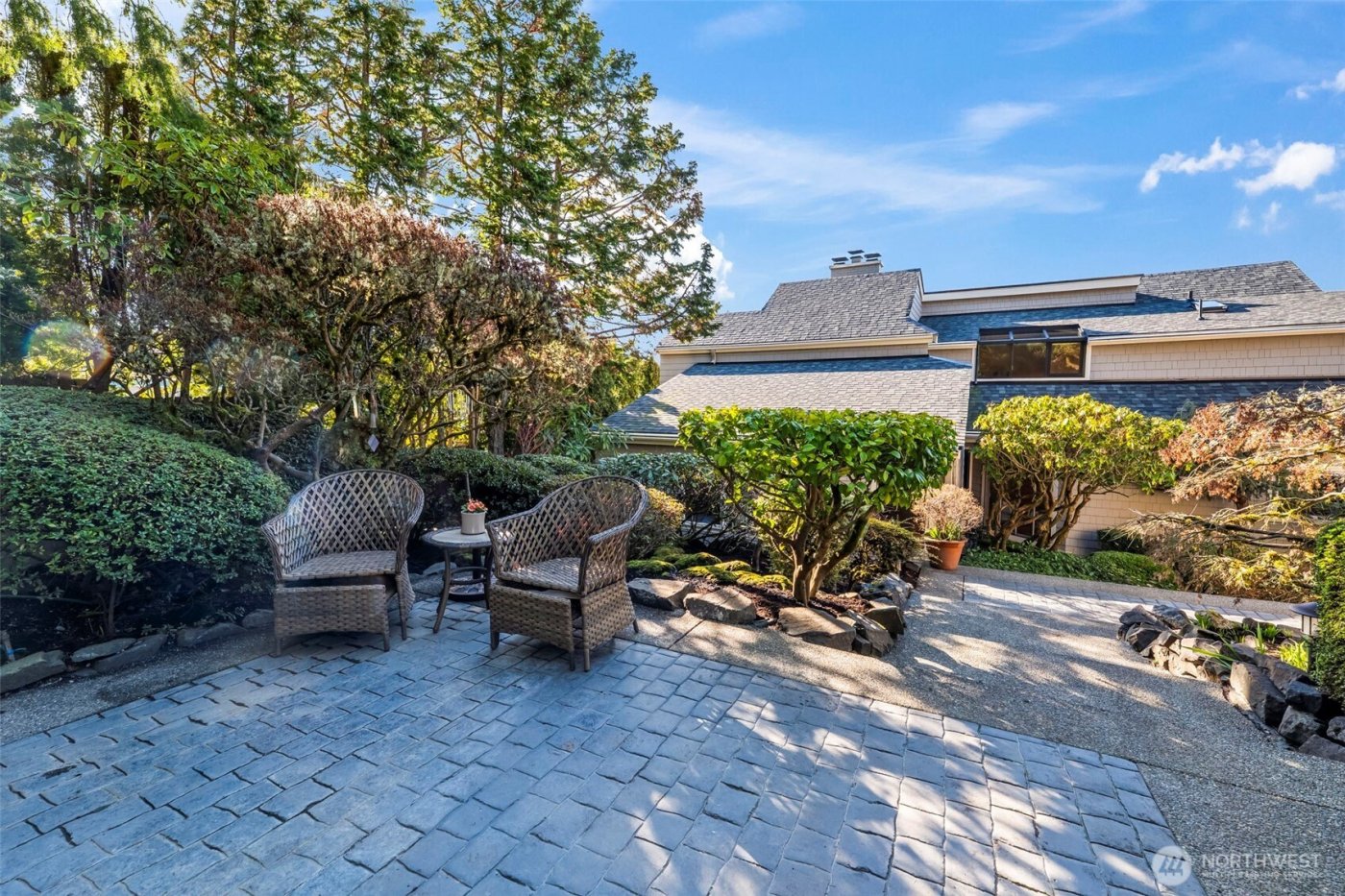 710 42nd Avenue NW, Gig Harbor, WA 98335