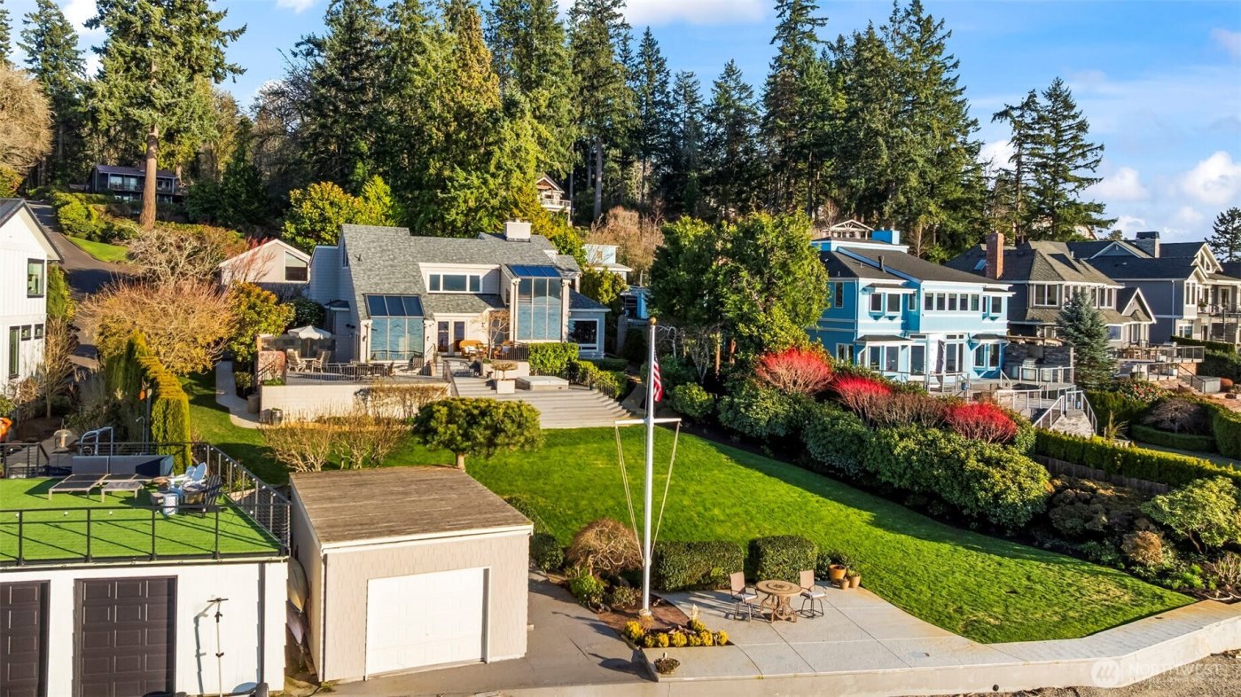 710 42nd Avenue NW, Gig Harbor, WA 98335