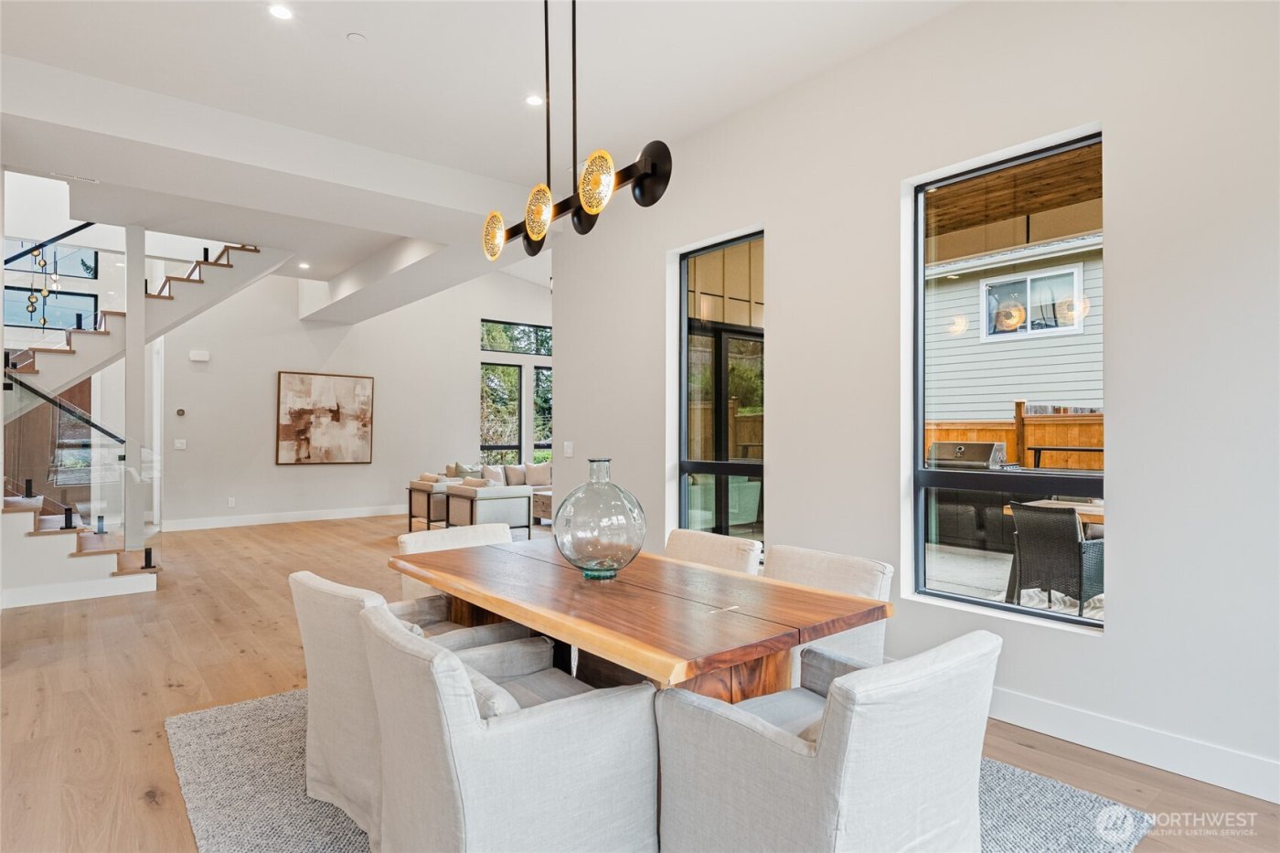 2423 129th Avenue SE, Bellevue, WA 98005