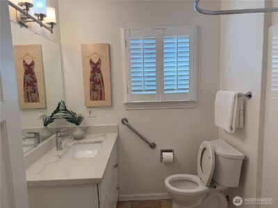 4329 NE 56th Street , Seattle, WA 98105 - Photo 25