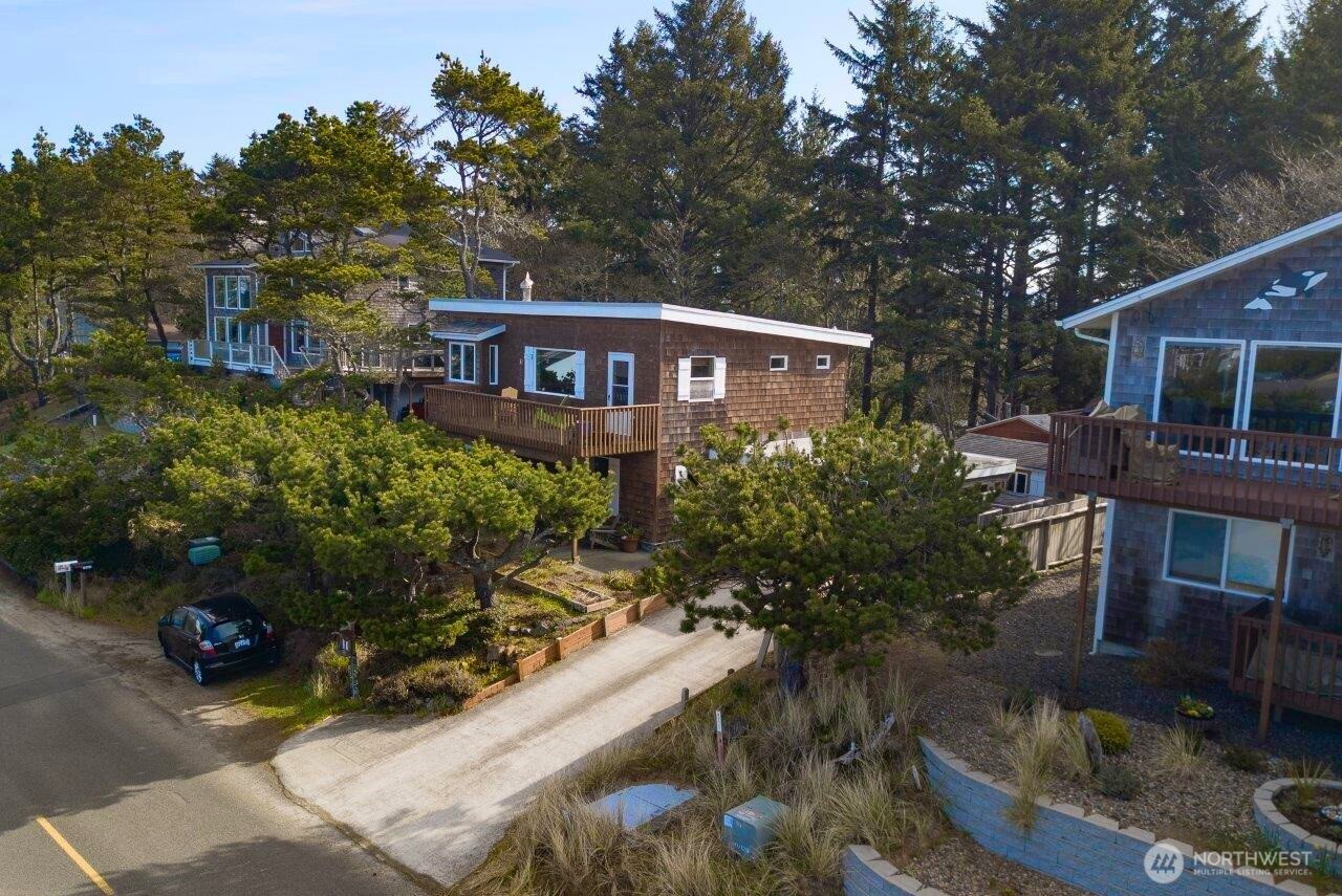 32400 J Place , Ocean Park, WA 98640