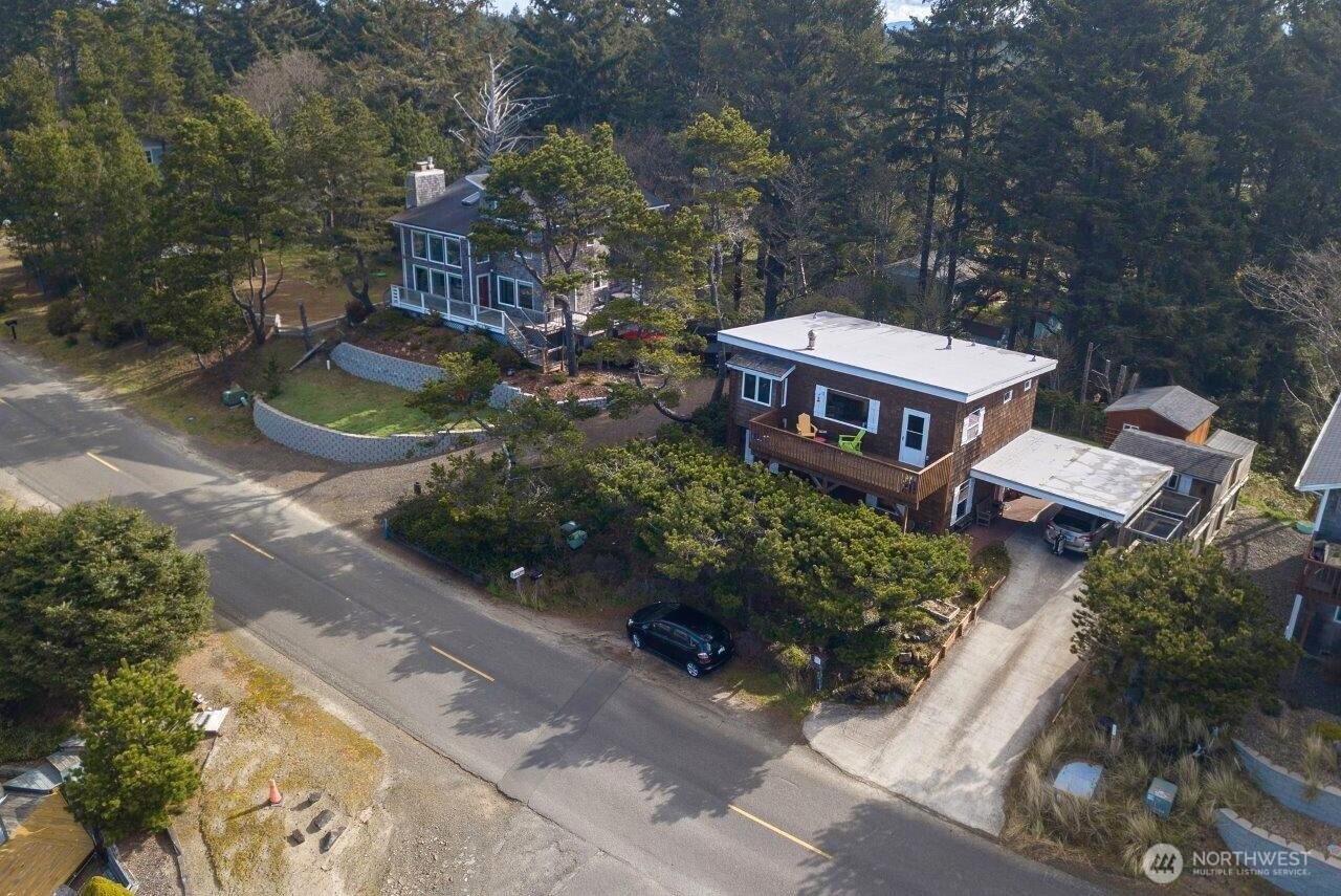 32400 J Place , Ocean Park, WA 98640