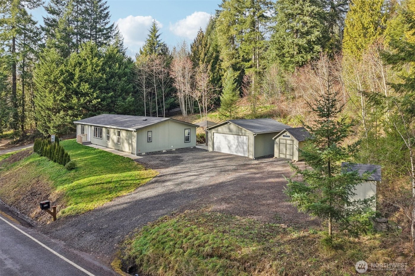 830 Kool Road , Kelso, WA 98626