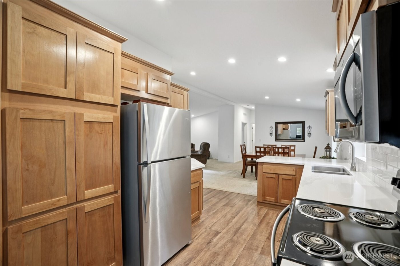 830 Kool Road , Kelso, WA 98626