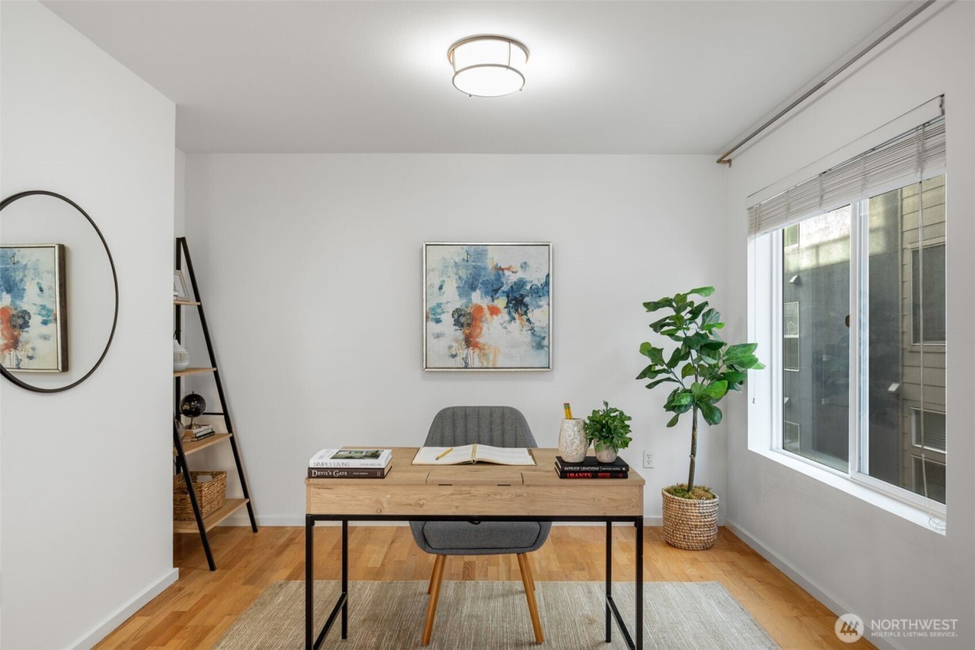 500 Aloha Street #211, Seattle, WA 98109